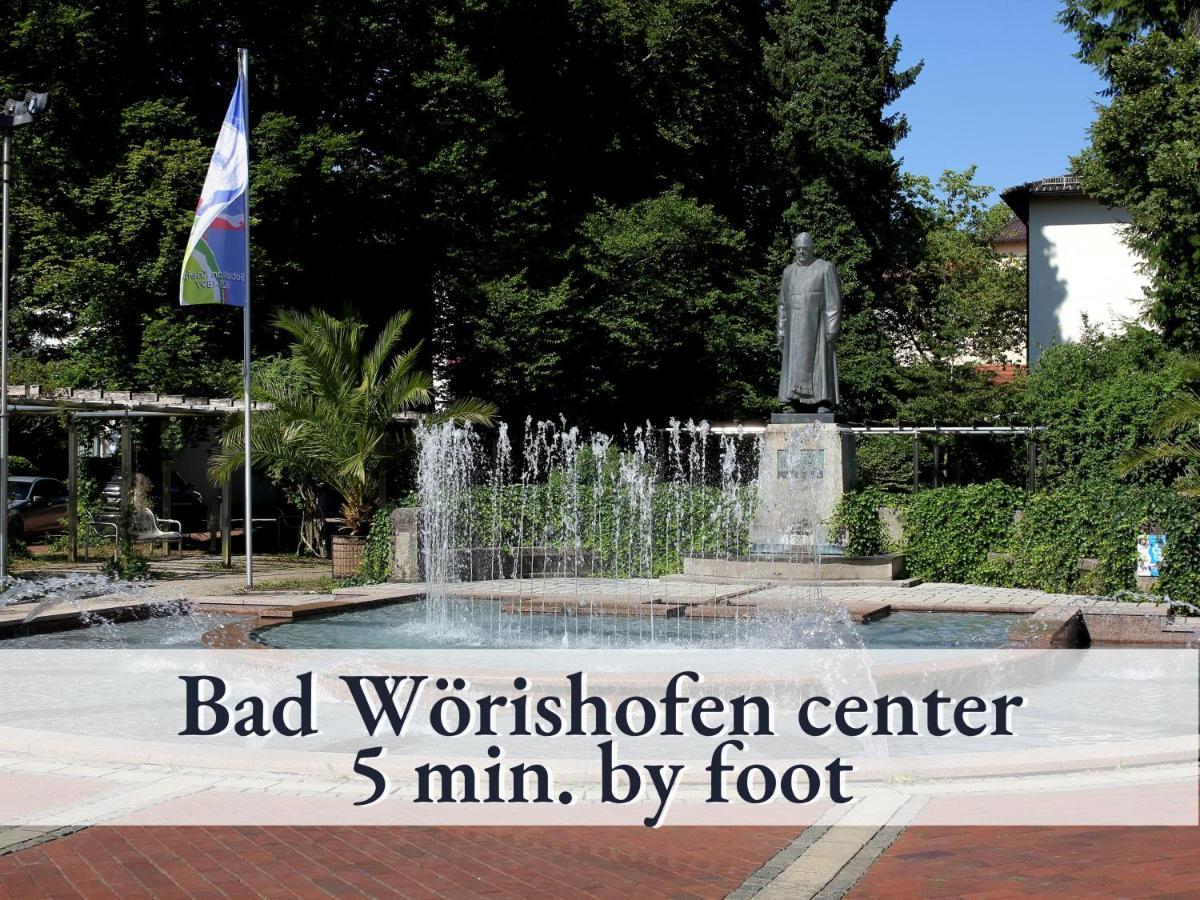 Sehr gemütliche Ferienwohnung in bester Lage mit großem Sonnenbalkon l Innenstadtnähe l 1 Minute zum Bahnhof l Küche l TV l Free-WLAN l Willkommen im Hallo!-Apartment 8 Bad Wörishofen Exterior foto